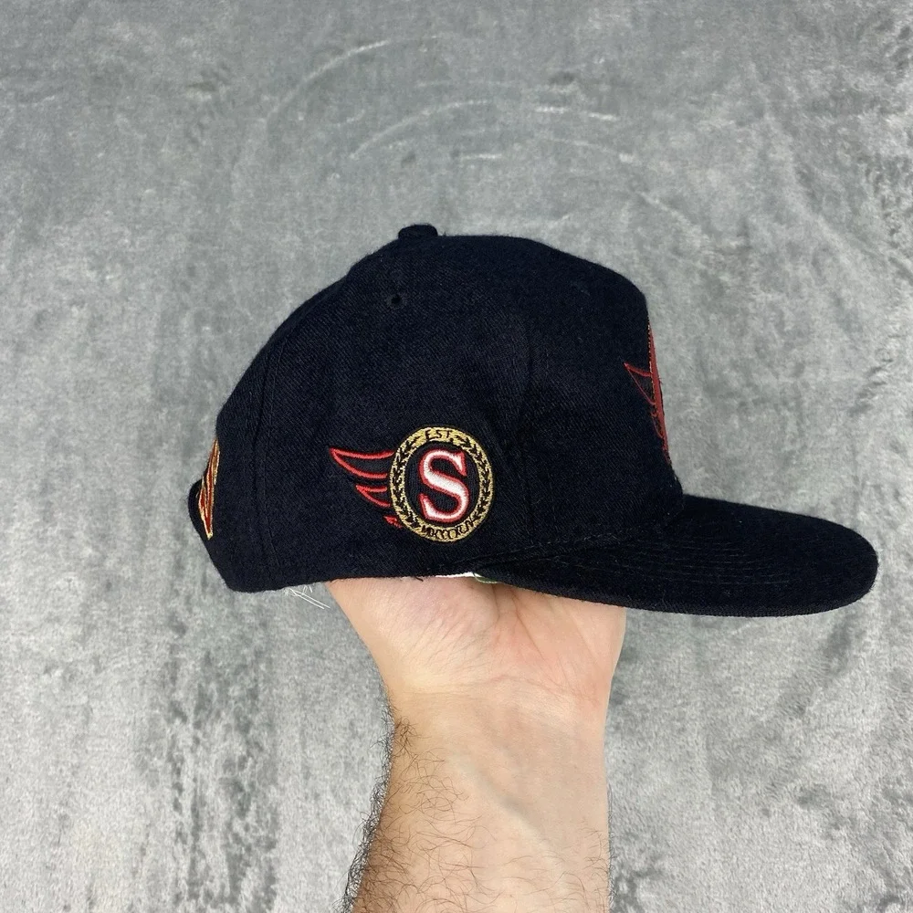 Vintage Ottawa Senators Hat Black Snapback‎ Blockhead Side Logo NHL Cap 90s
